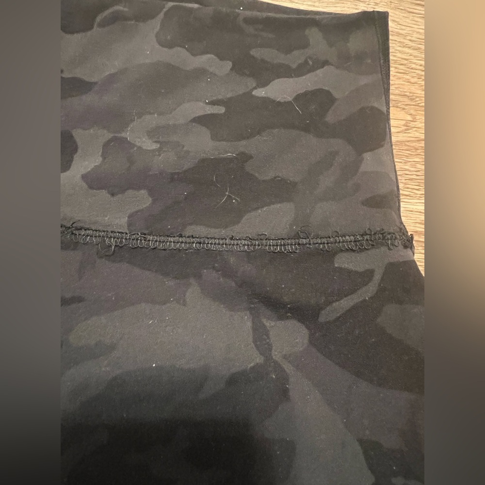 Lululemon Align Crop 21” Incognito Camo Multi Grey Size 8 - Picture 10 of 15